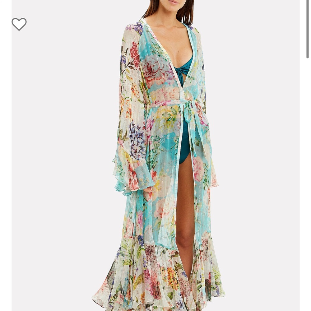 New! Rococo&Sand Sold Out Trinity Floral Cape Robe - Picture 7 of 9